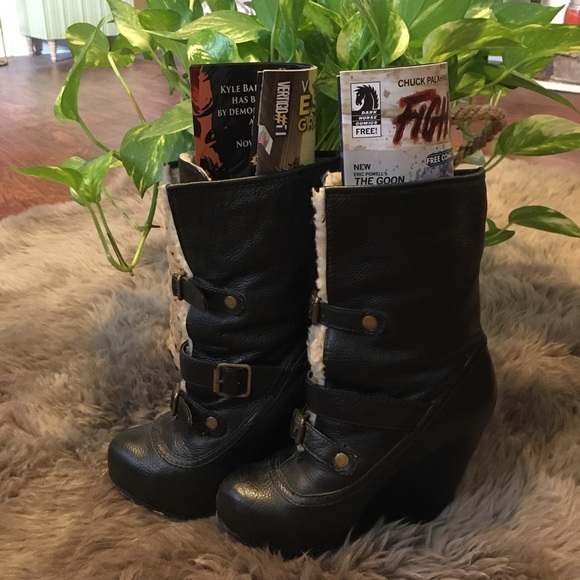 Betsey Johnson Platform Boots - Picture 3 of 10